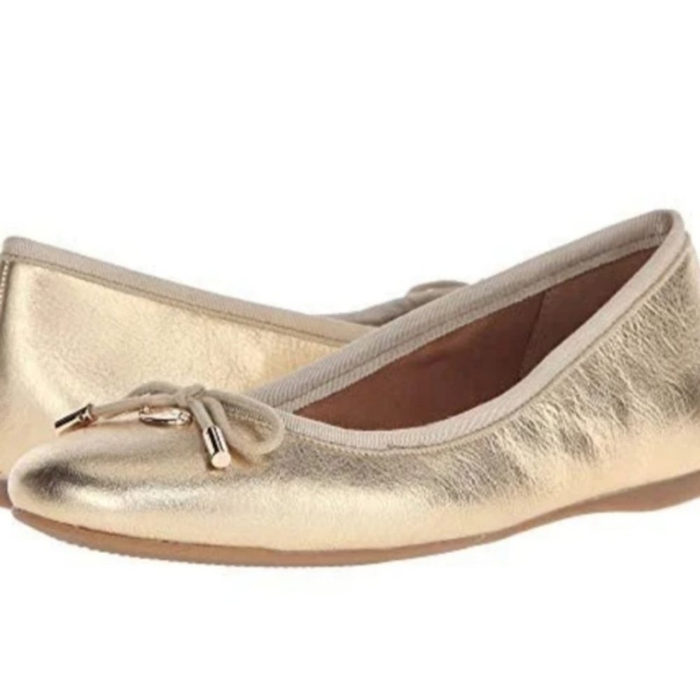 Coach New York Lara Gold Tumbled Flats